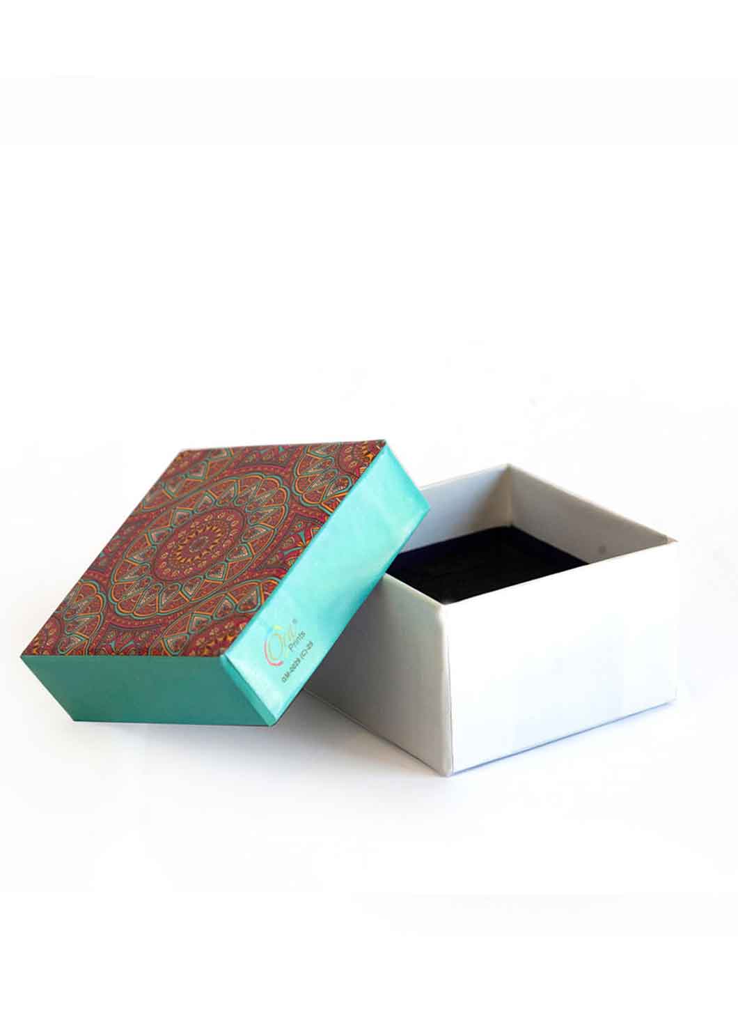 Mandala Design Box for packing gifts