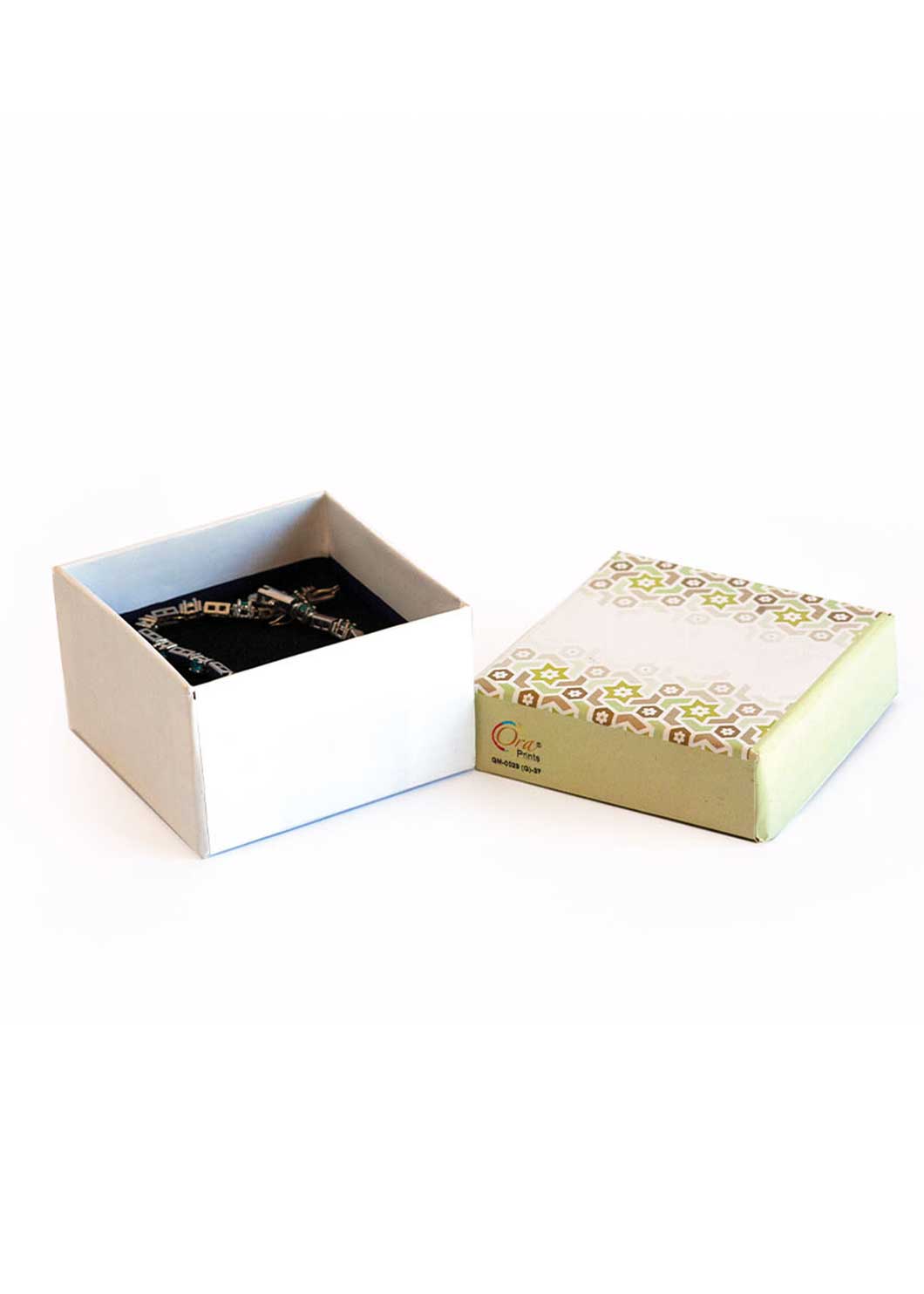 Green and White Design Box for Packing Gift