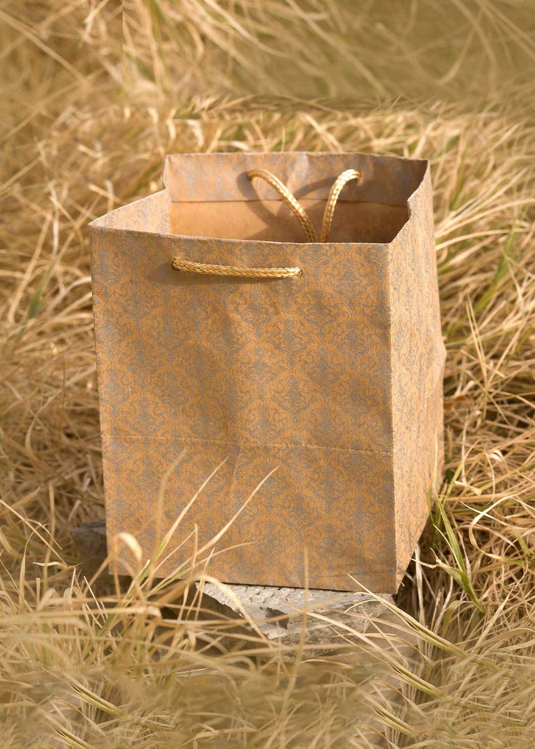 Craft Paper Ornamaent Pattern - Craft Paper Bag - Golden Silver Red - 5x5 Paper Bag