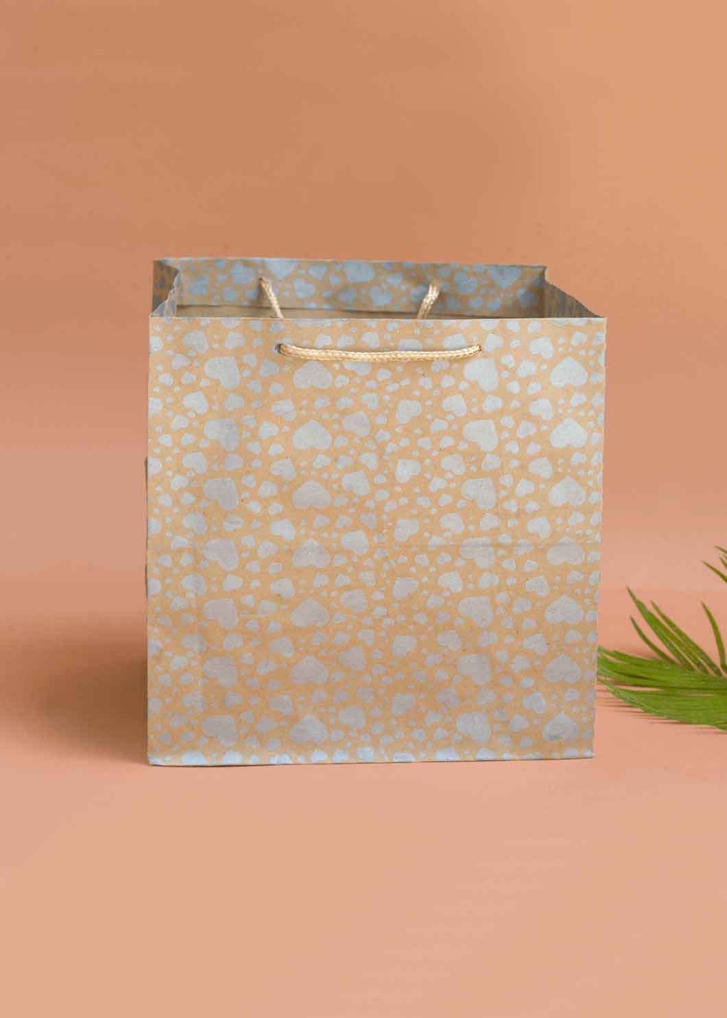 Craft Paper Bag - Heart Pattern Design Square Paper Bag For Multupupose Packaging